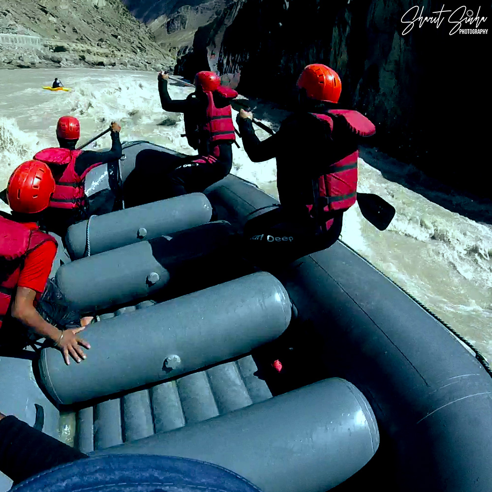 Rafting on Zanskar - Wild drop